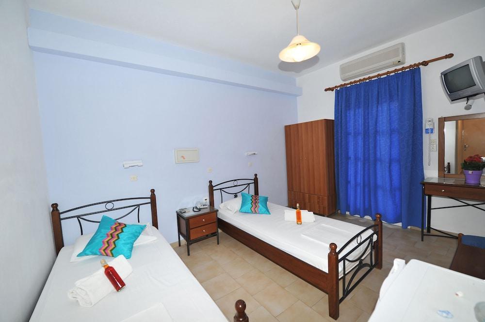 Santa Barbara Hotel 페리사 외부 사진